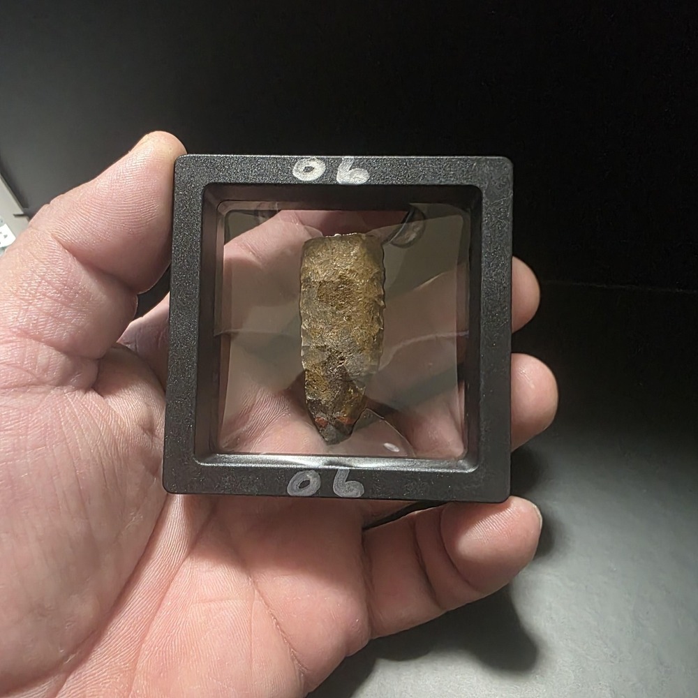 Stone‎ Arrowhead Lithic Point – Mexico Origin – Unauthenticated